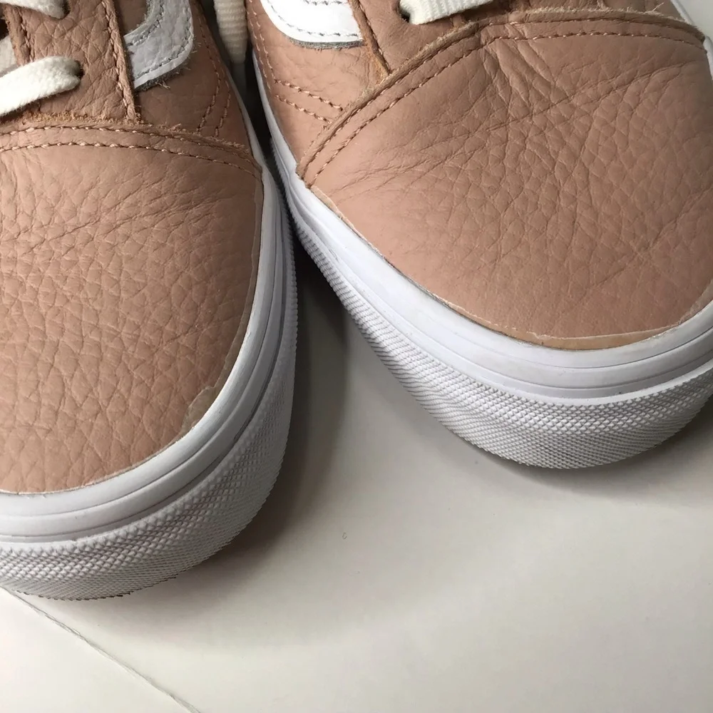 Vans Old Skool DX Mahogany Rose Leather Sneakers.